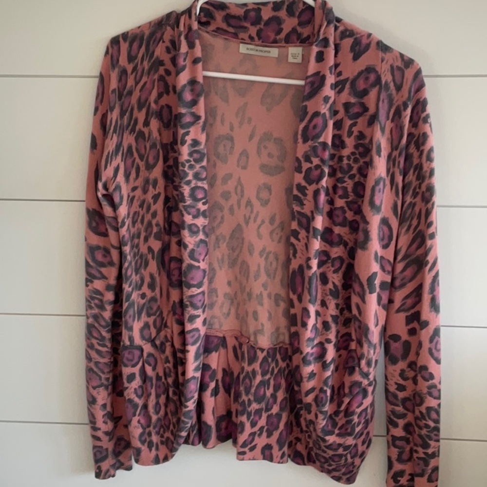 Boston proper light weight sweater
